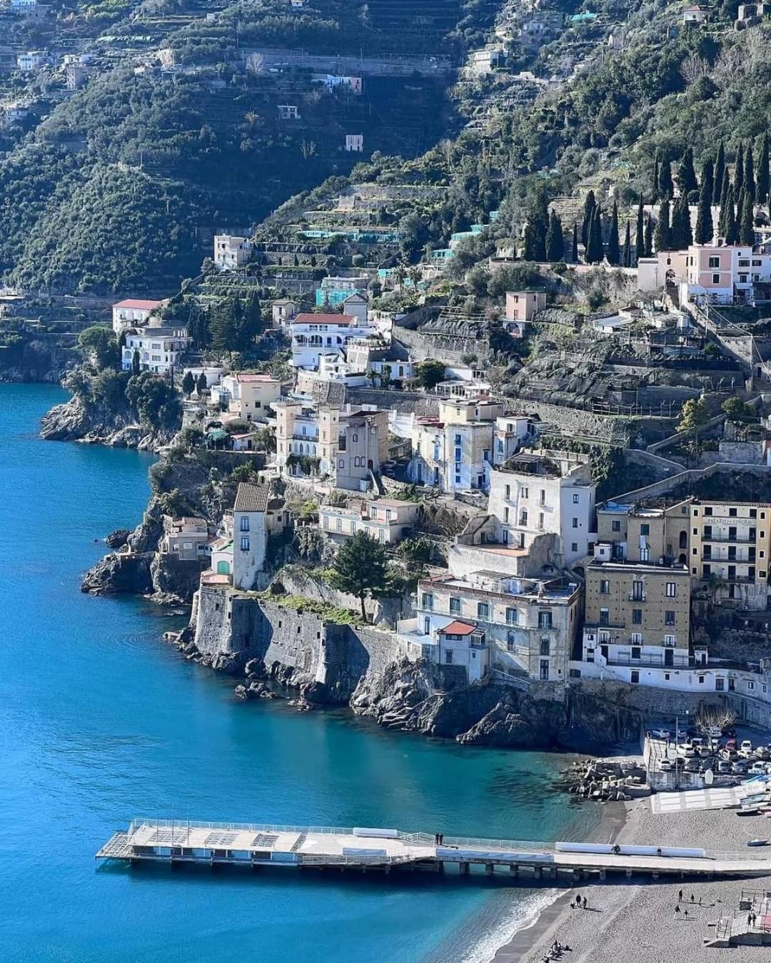 Casa Vacanze Freeholiday House مينوري المظهر الخارجي الصورة