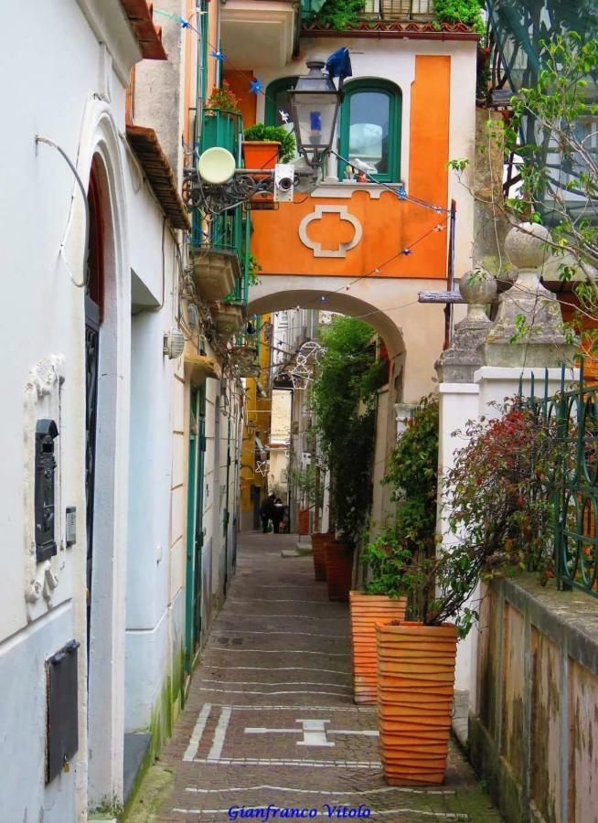 Casa Vacanze Freeholiday House مينوري المظهر الخارجي الصورة