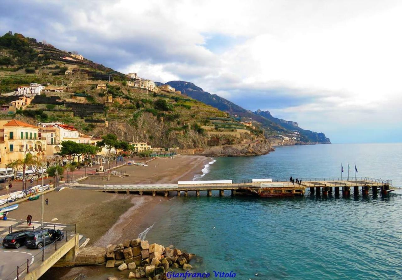Casa Vacanze Freeholiday House مينوري المظهر الخارجي الصورة