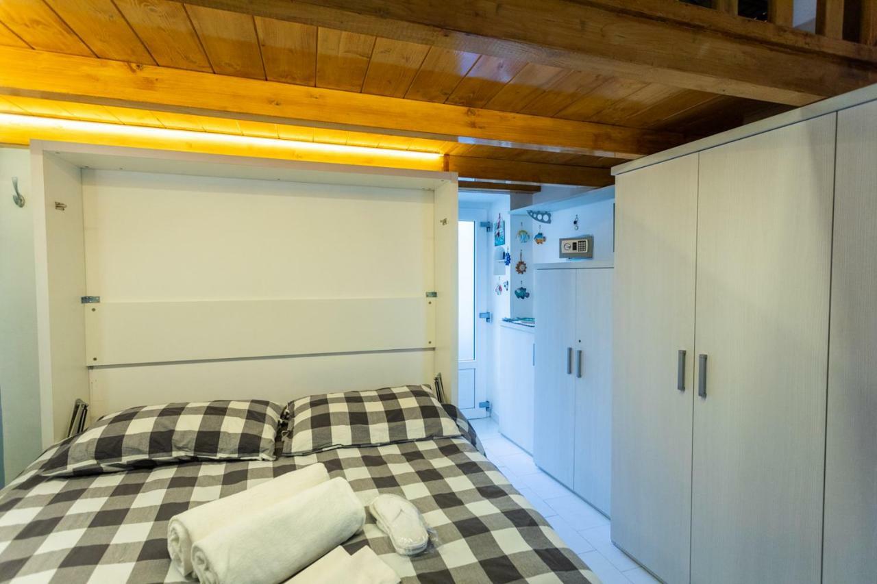 Casa Vacanze Freeholiday House مينوري المظهر الخارجي الصورة